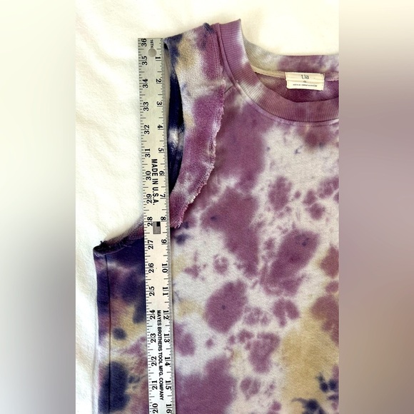 Anthropologie T. La Ruffle sleeve Tie Dye Sweatshirt Size Medium Purple - Picture 8 of 8